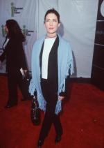 Лара Флинн Бойл: 284x400 / 18 Кб