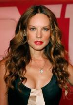 Наташа Алам: 277x400 / 26 Кб