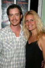 Sofia Karstens: 250x375 / 26 Кб