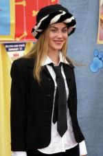 Кэйтлин Уэкс: 265x400 / 23 Кб