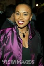 Дженифер Льюис: 309x462 / 24 Кб