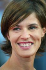 Ирен Жакоб: 267x400 / 21 Кб