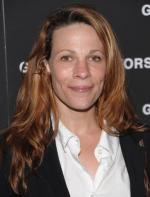 Лили Тейлор: 305x400 / 24 Кб