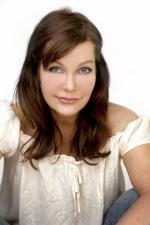 Холли Филдс: 854x1280 / 164 Кб