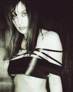 Холли Филдс: 480x604 / 48 Кб