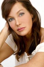 Холли Филдс: 1365x2048 / 374 Кб