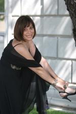 Нора Армани: 1365x2048 / 228 Кб