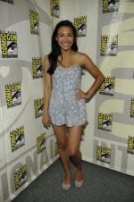 Ная Ривера: 435x653 / 74 Кб