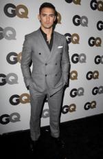 Майло Вентимилья: 260x400 / 22 Кб