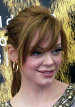 Роуз МакГоун: 903x1280 / 183 Кб