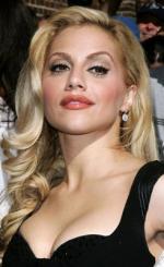 Бриттани Мерфи: 245x400 / 26 Кб