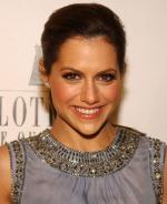 Бриттани Мерфи: 327x400 / 30 Кб