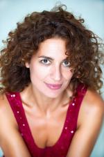 Paulina Gálvez: 479x720 / 66 Кб