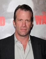 Томас Джейн: 318x400 / 24 Кб