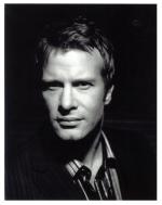 Томас Джейн: 1021x1280 / 144 Кб