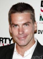 Гленн Фицджералд: 437x594 / 38 Кб