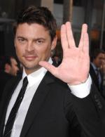 Карл Урбан: 308x400 / 21 Кб