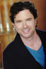 Пол Хьюитт: 1365x2048 / 323 Кб