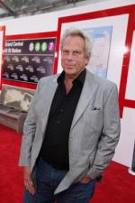 Стив Тиш: 267x400 / 25 Кб