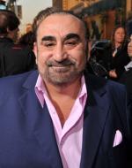 Кен Давитян: 317x400 / 25 Кб