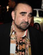 Кен Давитян: 317x400 / 27 Кб