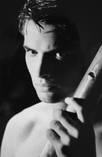 Аден Янг: 752x1148 / 82 Кб