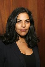 Сарита Чоудри: 267x400 / 20 Кб