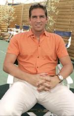 Джеймс Кэвизел: 255x400 / 26 Кб