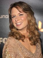 Мэри Линн Райскаб: 295x400 / 30 Кб