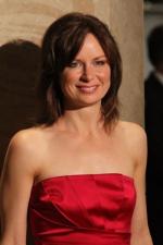 Мэри Линн Райскаб: 267x400 / 19 Кб