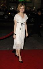 Мэри Линн Райскаб: 249x400 / 19 Кб