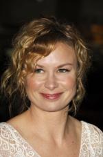 Мэри Линн Райскаб: 265x400 / 23 Кб