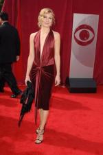 Мэри Линн Райскаб: 266x400 / 21 Кб