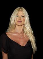 Виктория Сильвстедт: 291x400 / 16 Кб