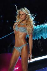 Каролина Куркова: 265x400 / 21 Кб