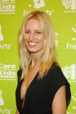 Каролина Куркова: 270x400 / 21 Кб