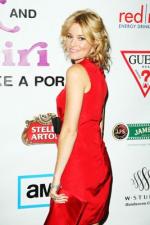 Элизабет Бэнкс: 267x400 / 26 Кб