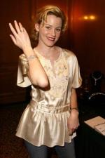 Элизабет Бэнкс: 267x400 / 24 Кб