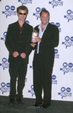 Трей Паркер: 262x400 / 21 Кб