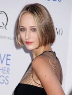 Лили Собески: 1566x2048 / 320 Кб