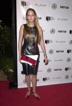 Лили Собески: 273x400 / 23 Кб