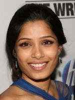 Фрида Пинто: 299x400 / 23 Кб