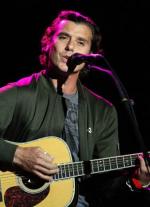 Гэвин Россдэйл: 290x400 / 24 Кб