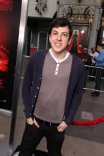 Кристофер Минц-Плассе: 267x400 / 22 Кб