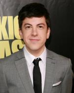 Кристофер Минц-Плассе: 318x400 / 24 Кб