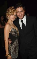 Мена Сувари: 252x400 / 19 Кб