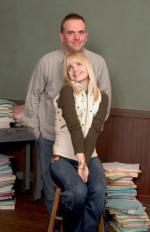 Мена Сувари: 259x400 / 22 Кб