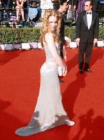 Мена Сувари: 299x400 / 27 Кб