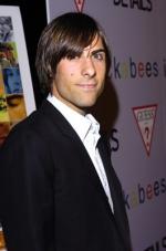 Джейсон Шварцман: 265x400 / 19 Кб