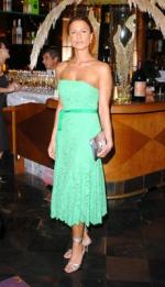 Рона Митра: 230x400 / 26 Кб